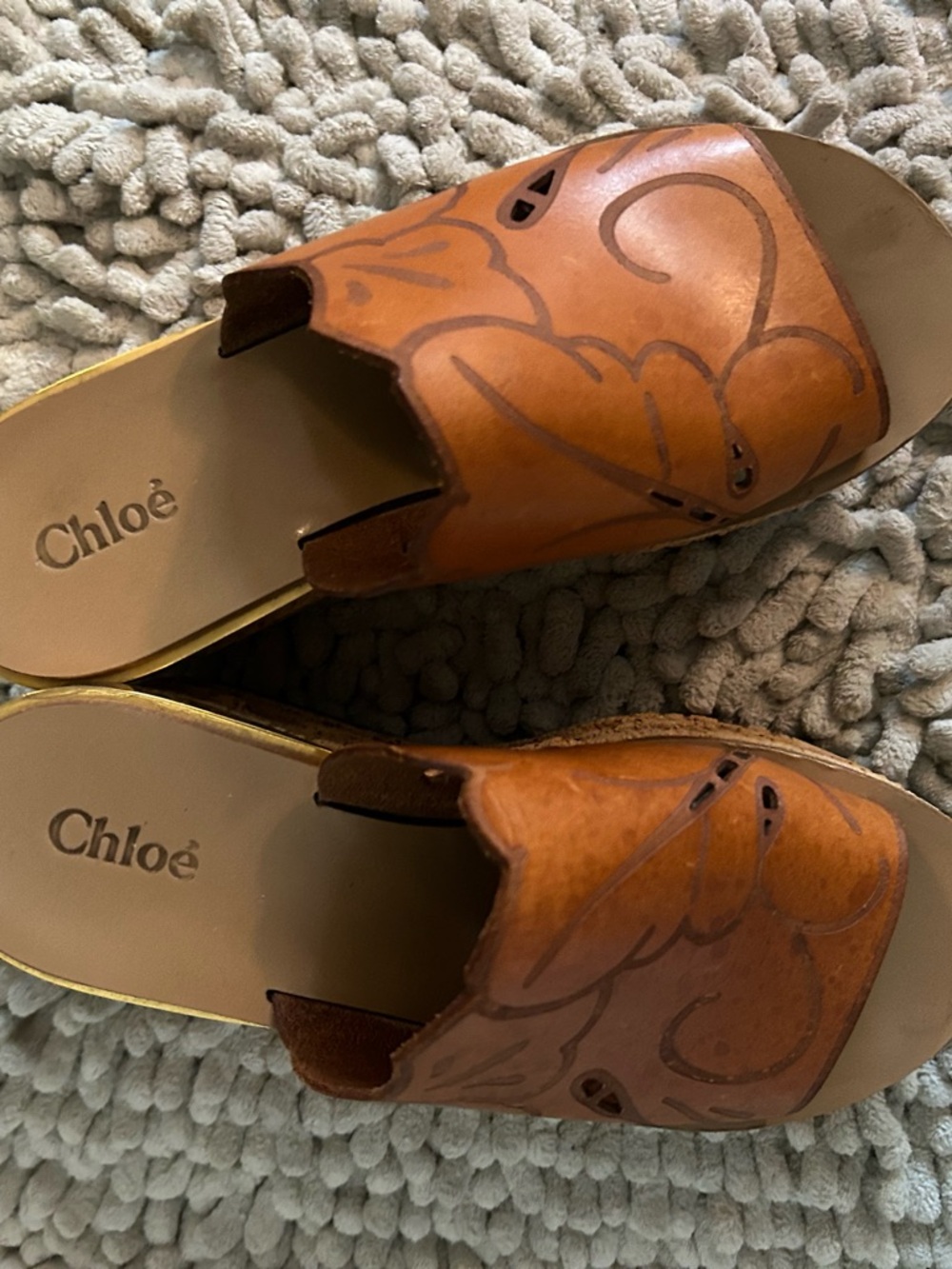 Chloé Brown Leather Slide Sandals with Decorative Cutouts